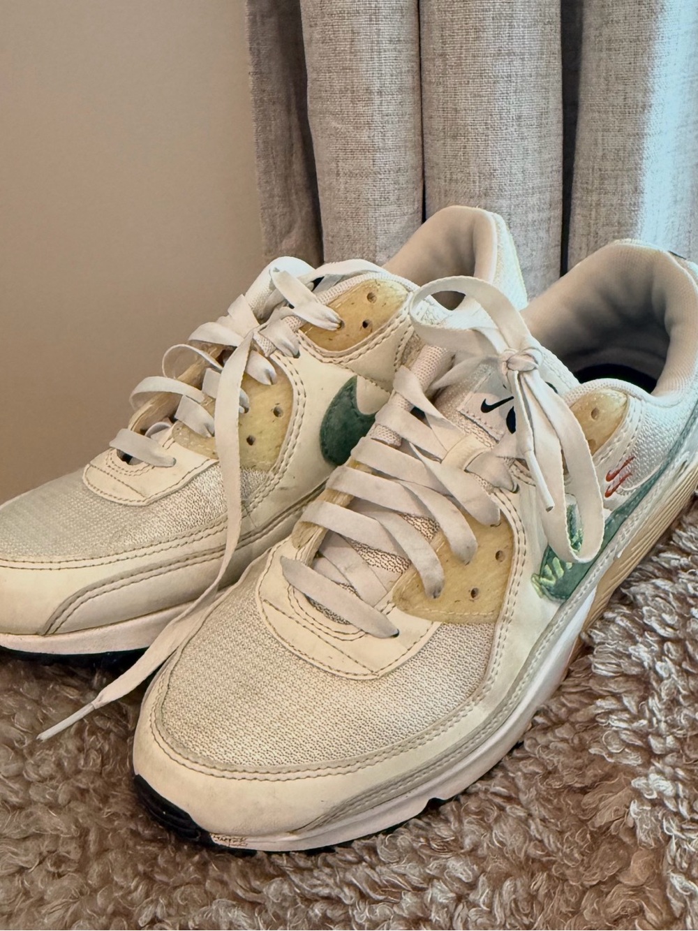 Nike Women’s Sneakers White with Green Accents